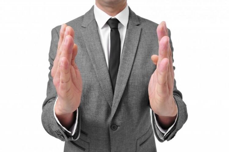 un uomo vuole aumentare le dimensioni del suo pene